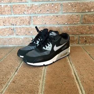 Nike Air Max 90
